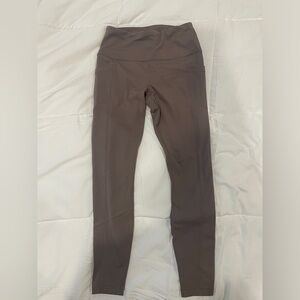 Women’s yogalicious lux pocket leggings, barely worn.